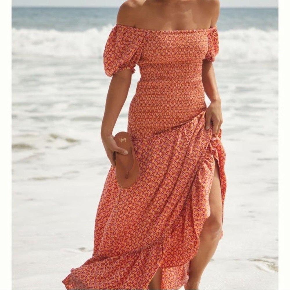 L Space Revolve NWT Simone Smocked Maxi Floral Off The Shoulder Dress Small